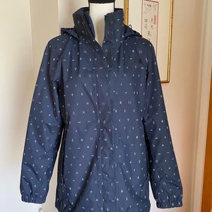 The North Face Woman’s Navy Blue Pattern Raincoat